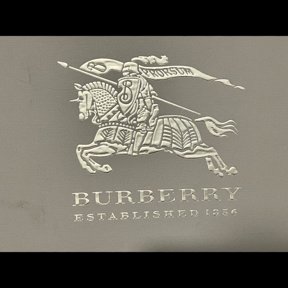 Stunning Authentic Burberry black leather tall boots - Picture 14 of 14